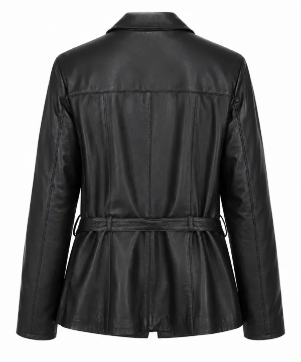 Alternative view of Belle Noir